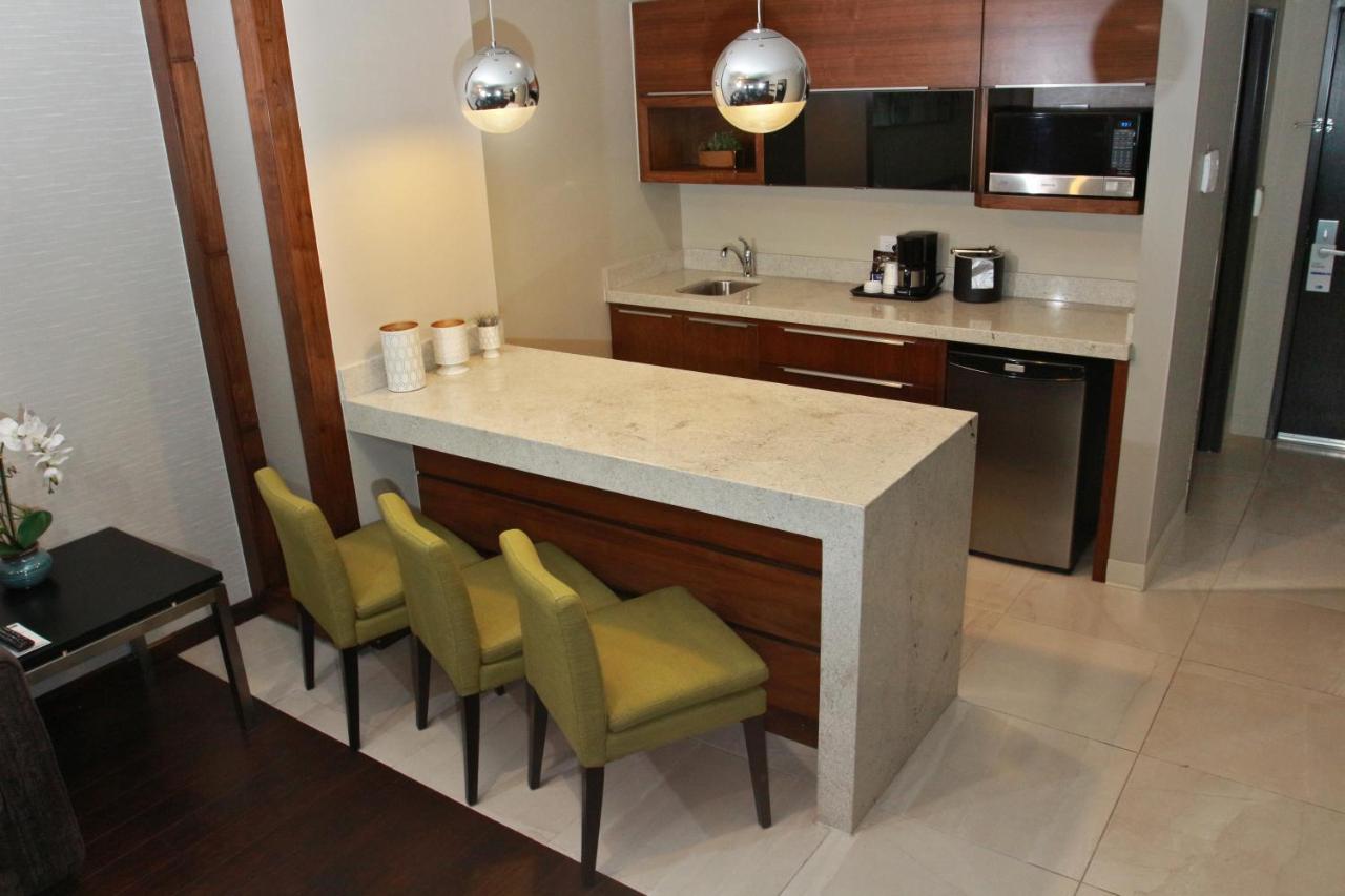 Holiday Inn Express & Suites Mexicali By Ihg מראה חיצוני תמונה