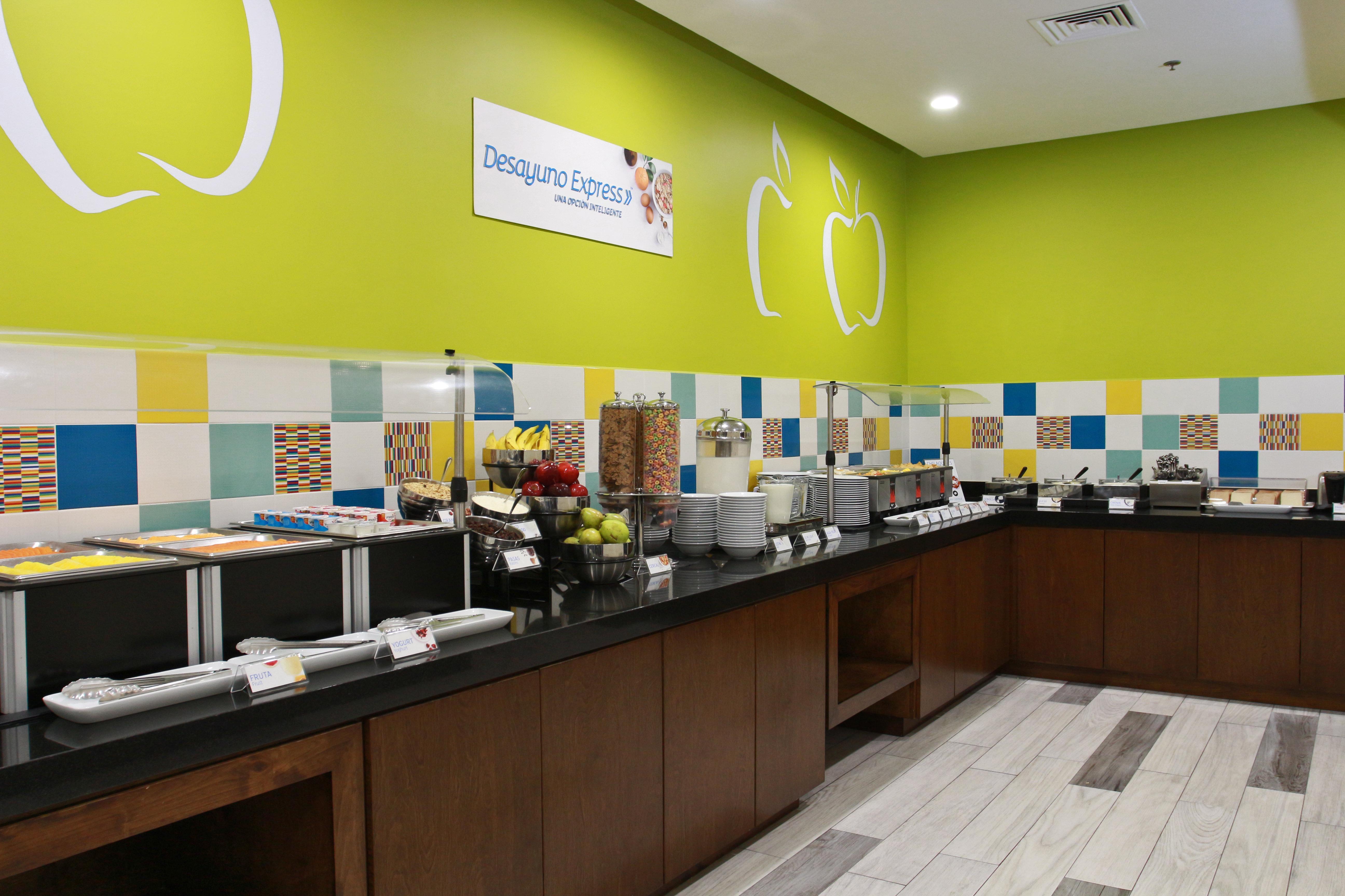 Holiday Inn Express & Suites Mexicali By Ihg מראה חיצוני תמונה
