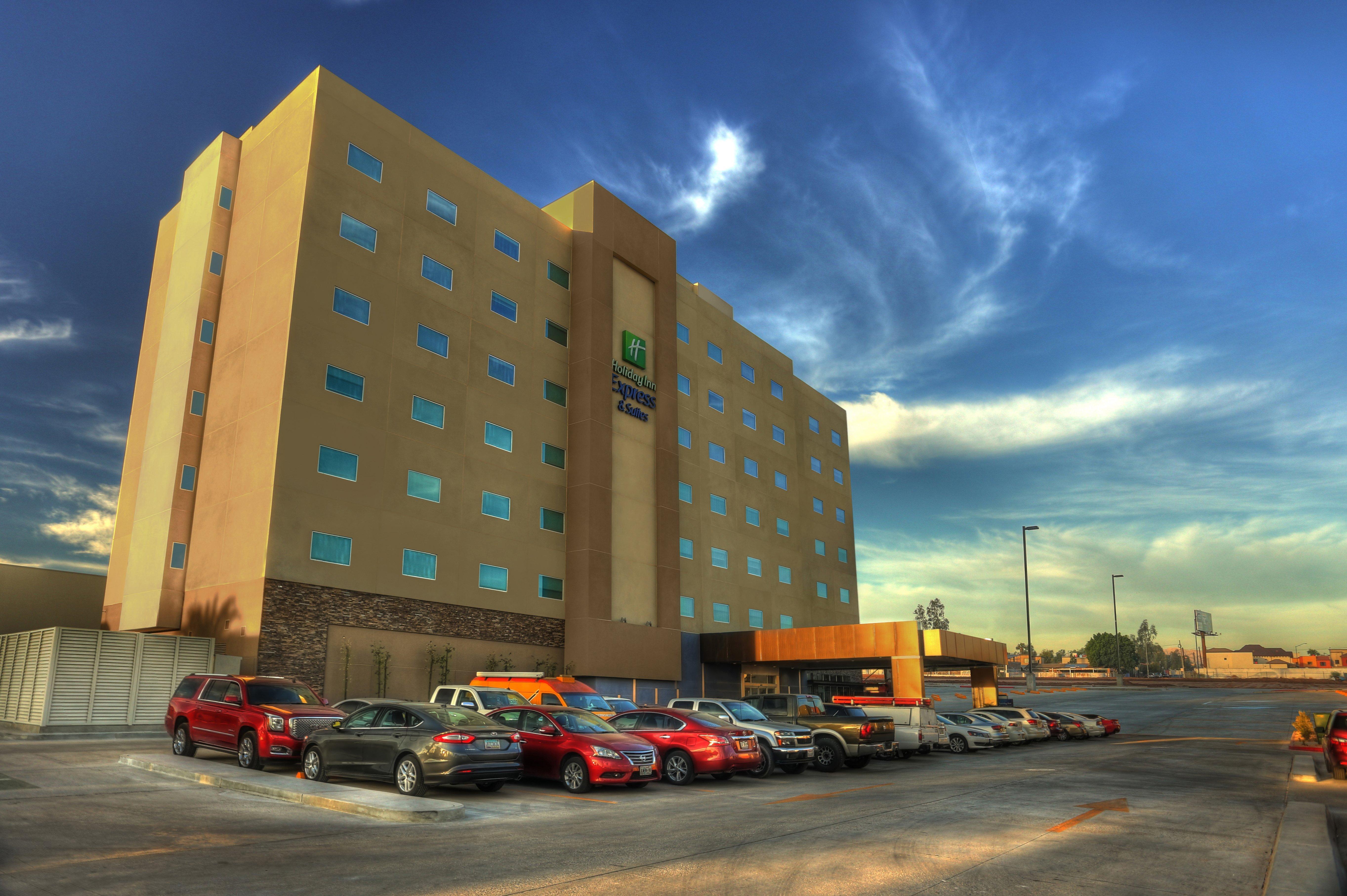 Holiday Inn Express & Suites Mexicali, An Ihg Hotel מראה חיצוני תמונה